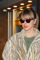 Taylor Swift at the Electric Lady Studios in New York 01/11/2024 ...