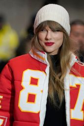 Taylor Swift - Miami Dolphins vs Kansas City Chiefs in Kansas City 01/13/2024