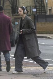 Viola Prettejohn Out in London 12/23/2023