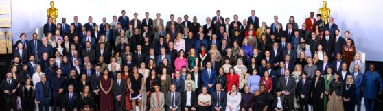 Margot-Robbie-and-Many-Others-Oscar-Nominees-Class-Photo-February-2024