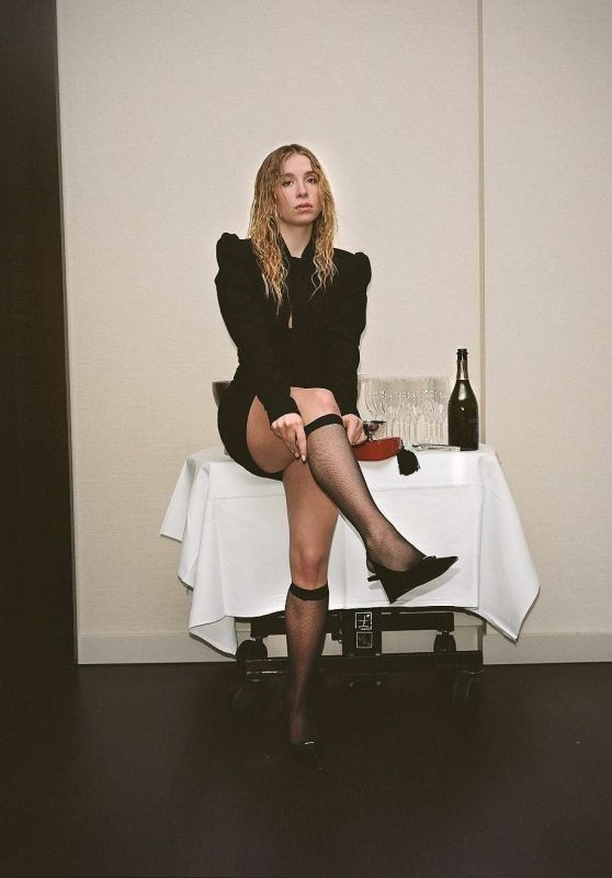 Anna Lena Klenke - Behind the Scenes for Vogue Berlinale 2024