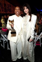 Anne Hathaway - 2024 Film Independent Spirit Awards Celebrated by Bulleit Frontier Whiskey in Santa Monica 02/25/2024