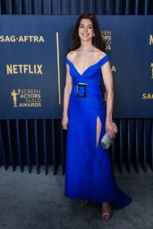 Anne Hathaway at Screen Actors Guild Awards 2024 in Los Angeles