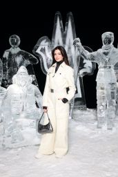 Anne Hathaway - Moncler Grenoble Fall Winter 2024 Fashion Show in St Moritz 02/03/2024