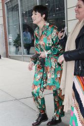 Diablo Cody Leaving The Drew Barrymore Show in New York 02/01/2024