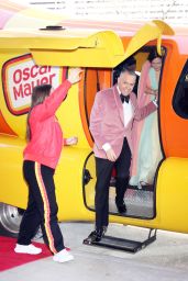 Drew Barrymore Arriving Back to The Drew Barrymore Show After a Spin in the Oscar Mayer Wienermobile in New York 02/20/2024