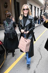 Frida Aasen and Cindy Mello Leaves at Hotel in Milan 02/23/2024