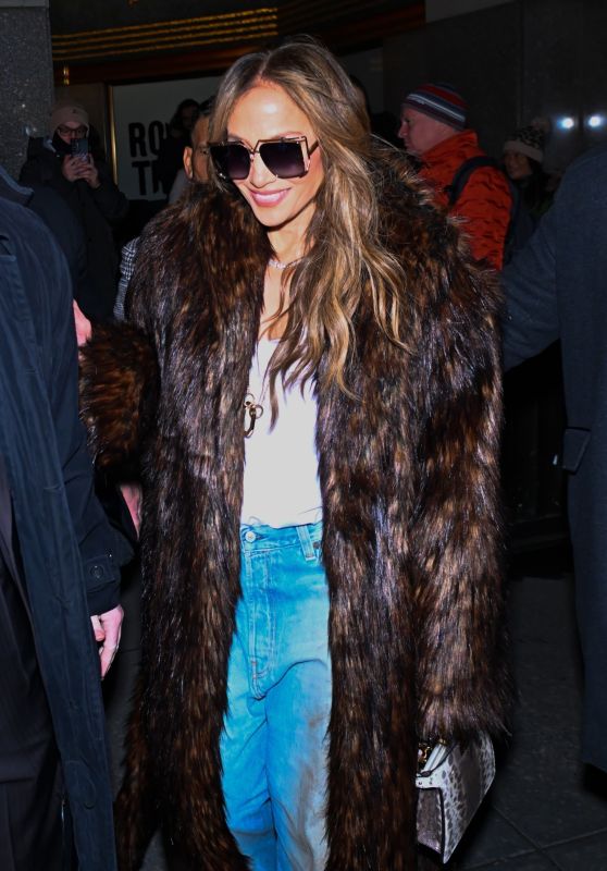 Jennifer Lopez Leaving NBC Studios in New York 02/02/2024