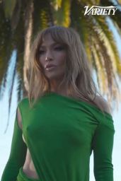  Jennifer Lopez Outfit 02/13/2024