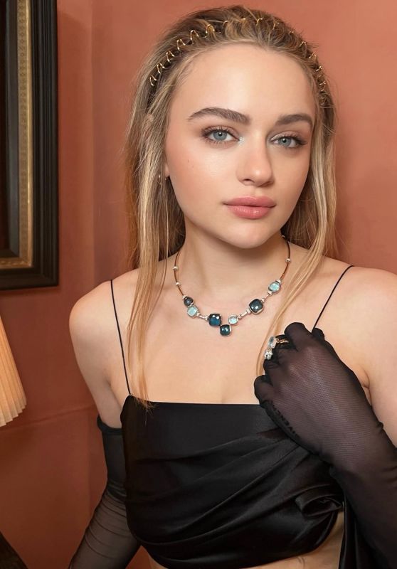 Joey King Dressed for the SAG Awards 02/24/2024