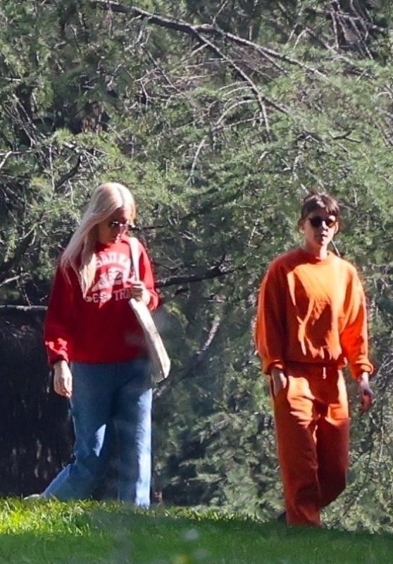 Kristen Stewart and Dylan Meyer in Los Feliz 02/16/2024