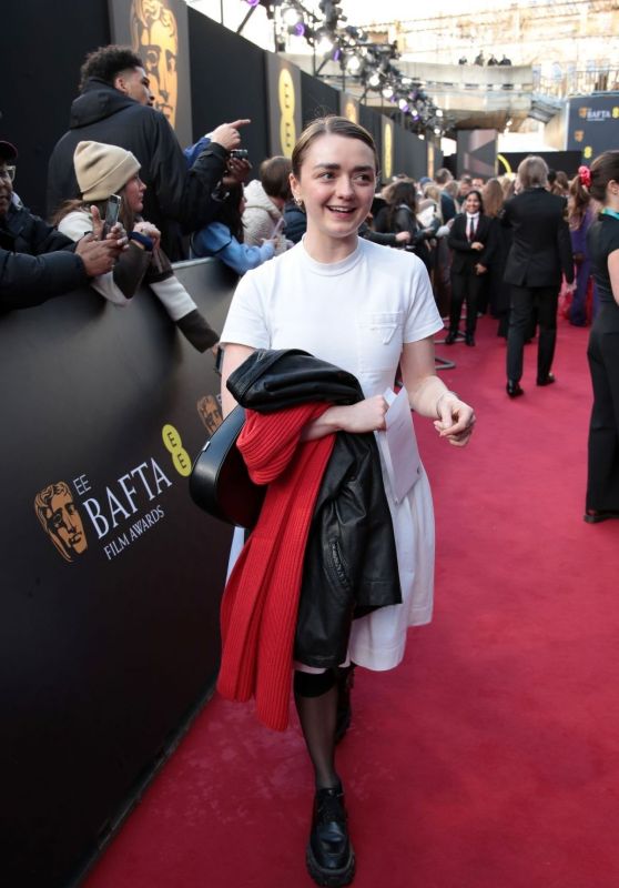 Maisie Williams Arrives at EE Bafta Film Awards 2024 in London 02/18/2024