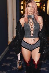 Megan Fox Outfit 02/11/2024