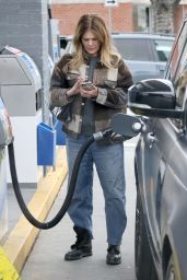 Rita Wilson at a Brentwood Gas Station 02/01/2024
