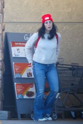 Sarah Silverman in Casual Outfit Shopping at Gelson