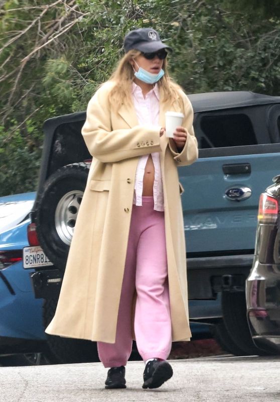 Suki Waterhouse Out For a Morning Stroll in LA 02/24/2024