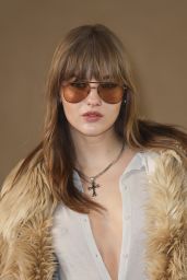 Victoria De Angelis – Armani Photocall at Milan Fashion Week 02/25/2024
