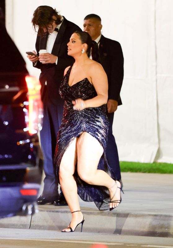 Ashley Graham Exits the Vanity Fair Oscar Party in Beverly Hills 03/10/2024
