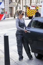 Ashley Roberts Chic Street Style - London 03/27/2024