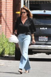 Cindy Crawford Shopping in Beverly Hills 03/26/2024