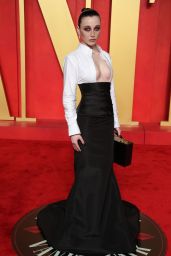 Emma Chamberlain at Vanity Fair Oscar Party in Beverly Hills 03/10/2024