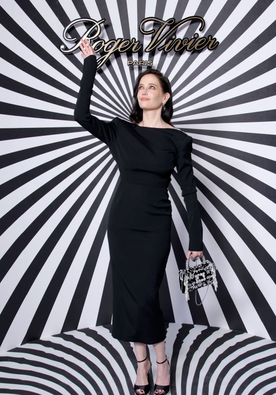Eva Green – VIVIER OP-TICAL Roger Vivier Presentation at Paris Fashion Week 02/29/2024