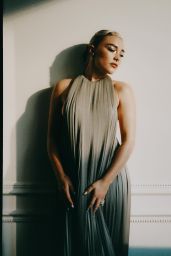 Florence Pugh - "Dune: Part 2" New York Premiere Portrait February 2024 (more photos)