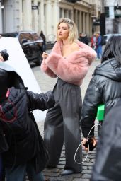 Gigi Hadid Filming a Maybelline Commercial in New York 03/26/2024 (more photos)