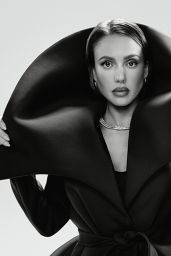 Jessica Alba 03/08/2024