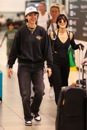 Jessica Origliasso, Lisa Origliasso and Alex Smith Arrive in Sydney 03/23/2024