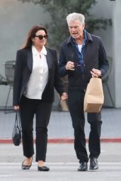 Keely Shaye Smith Out in Malibu 03/18/2024