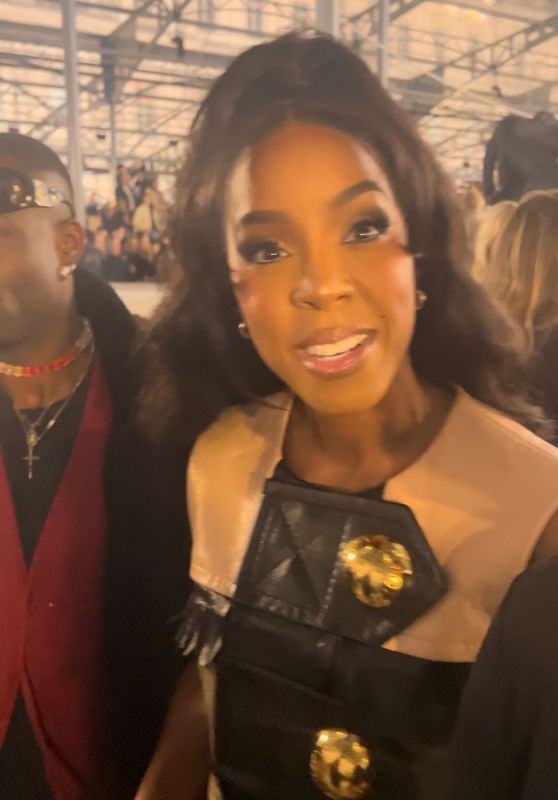 Kelly Rowland at the Louis Vuitton Show in Paris 03/05/2024