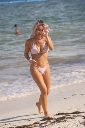 Lisa Opie in a Bikini in Cancun 03/04/2024