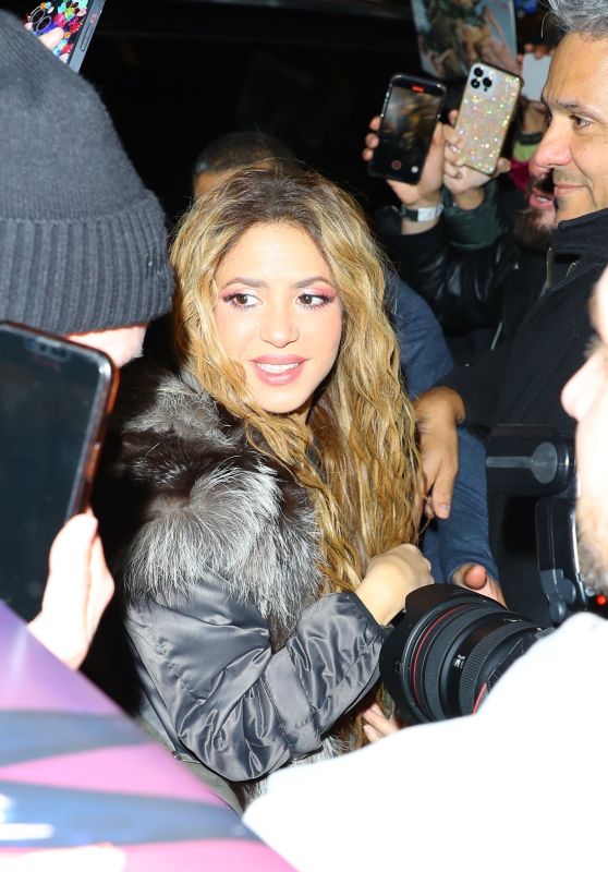 Shakira is Mobbed by Fans in New York 03/25/2024