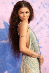Zendaya at Green Carpet Fashion Awards in West Hollywood 03/06/2024 (more photos)