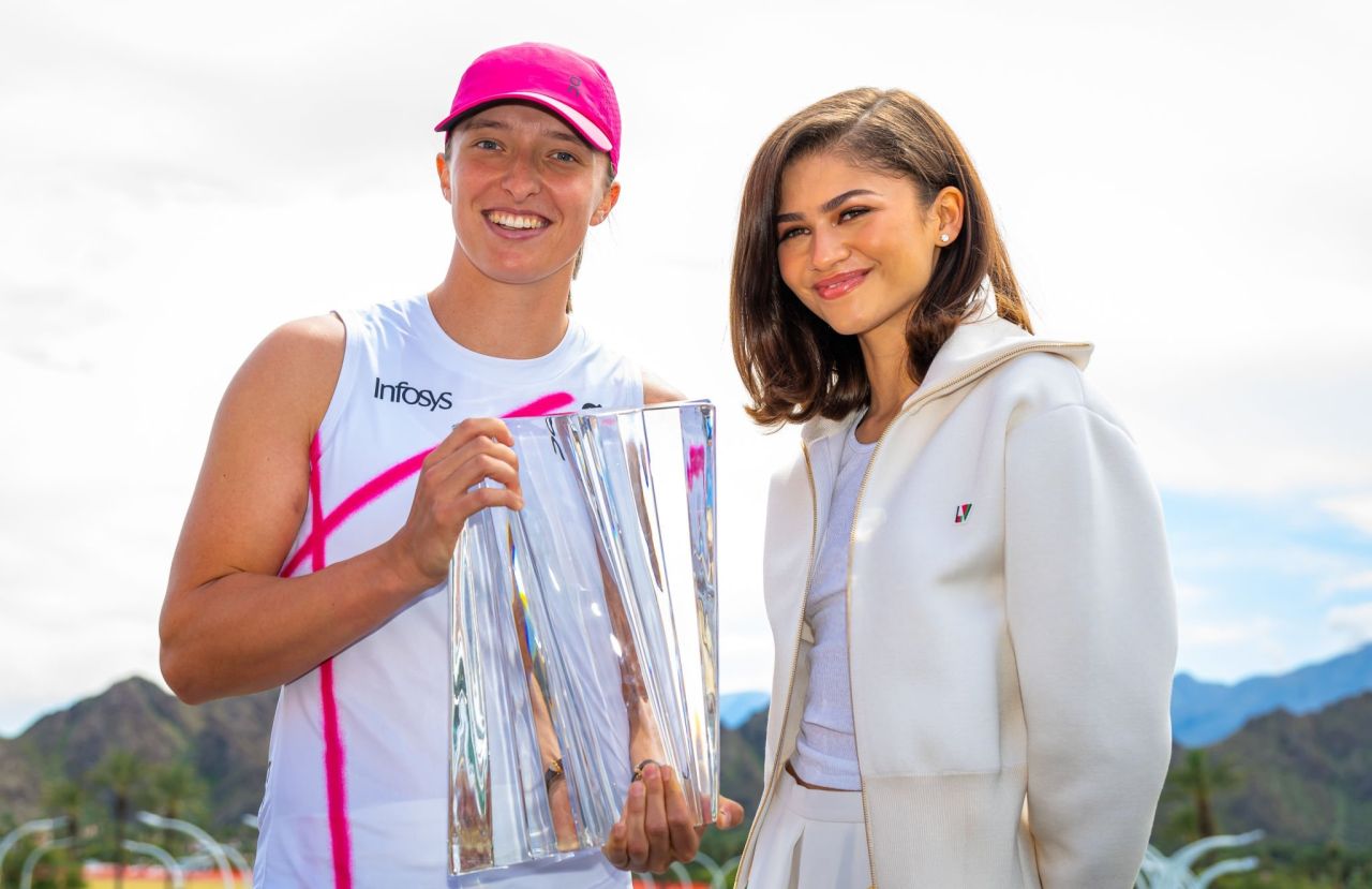 Zendaya - Congratulates BNP Paribas Open Winner Iga Swiatek in Indian ...