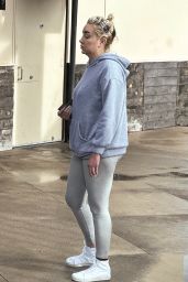 Amanda Bynes Out in Glendale 04-14-2024