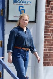 Amy Schumer at "Alpaca" FIlming Set in New York 04-22-2024