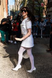 Anne Hathaway in the Upper West Side in New York City 04-29-2024