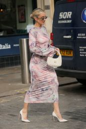 Ashley Roberts Wearing a Fabulous Print Dress in London 04/08/2024