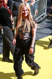 Avril Lavigne Arrives at the 2024 iHeartRadio Music Awards in Hollywood