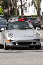 Bianca Censori Driving her new Porsche in Los Angeles 04-17-2024
