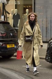 Chloe Sims Enjoy Solo Shopping Trip in London