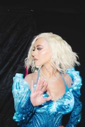 Christina Aguilera - Snapshots Backstage at Concert 04/08/2024