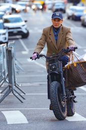 Diane Kruger on Her Electric Bike in New York City 04-26-2024