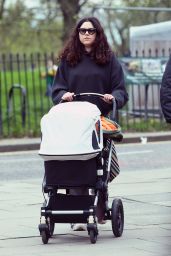 Eliza Doolittle Stroll in North London 04-08-2024