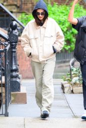 Emily Ratajkowski Out in New York 04/01/2024