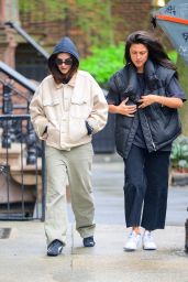 Emily Ratajkowski Out in New York 04/01/2024