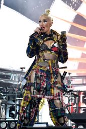 Gwen Stefani Performing at the Coachella in Indio 04-13-2024