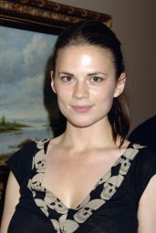 Hayley Atwell at "Frost/Nixon" Premiere 2006